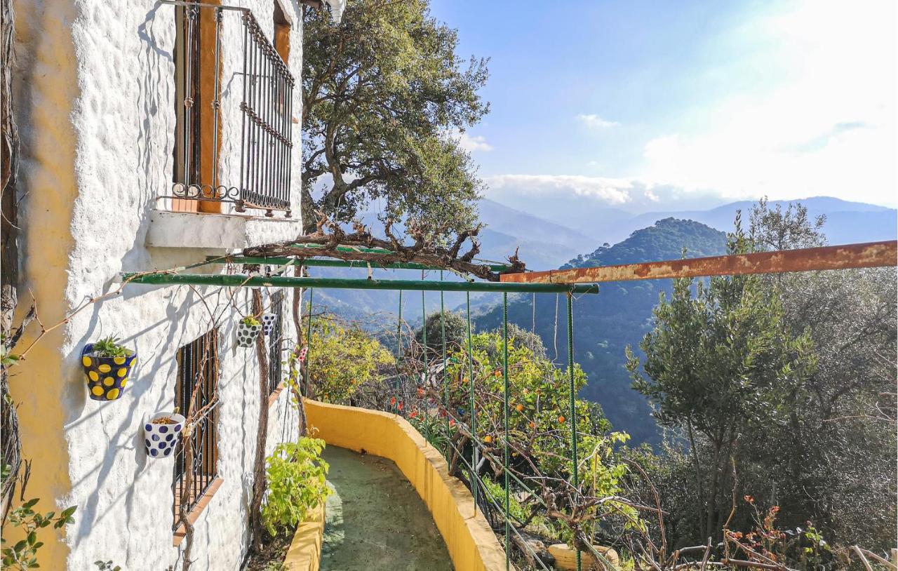 Amazing Cottage In Algatocin With Kitchen المظهر الخارجي الصورة