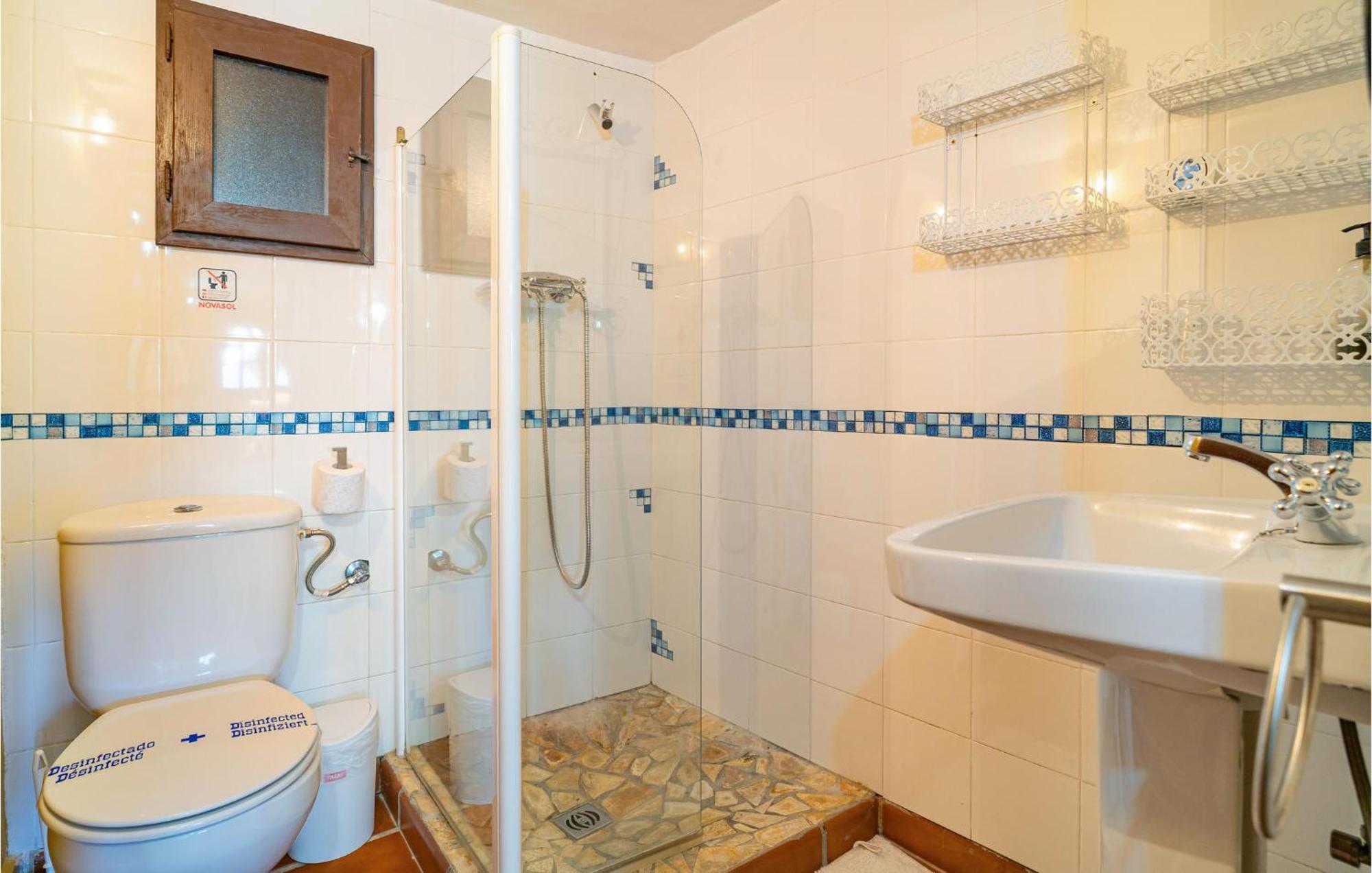 Amazing Cottage In Algatocin With Kitchen المظهر الخارجي الصورة