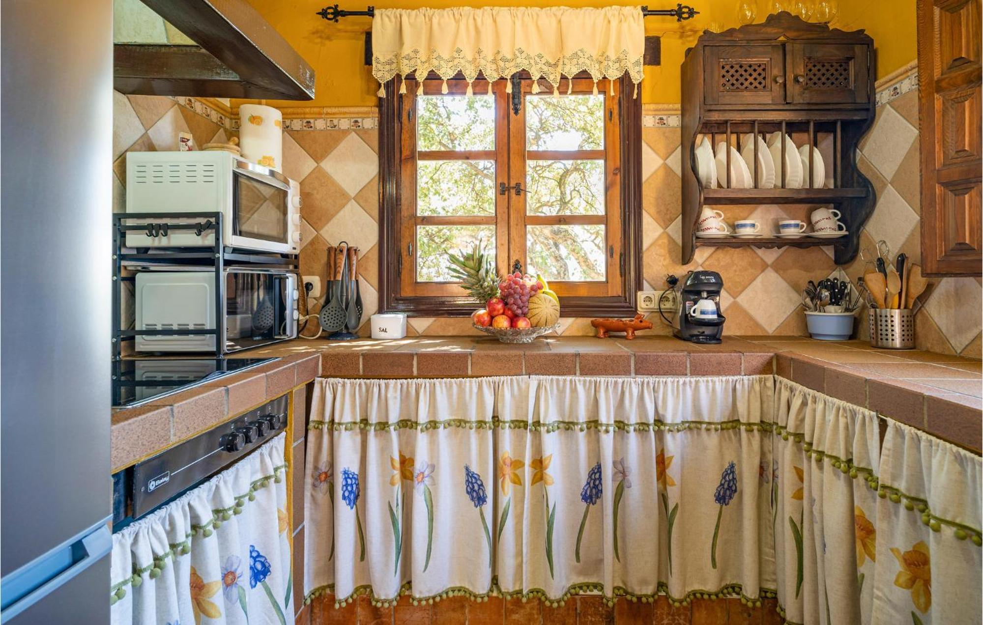 Amazing Cottage In Algatocin With Kitchen المظهر الخارجي الصورة